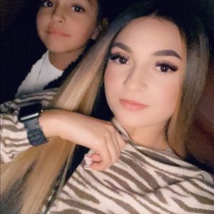 Meet your Posher, Dayana